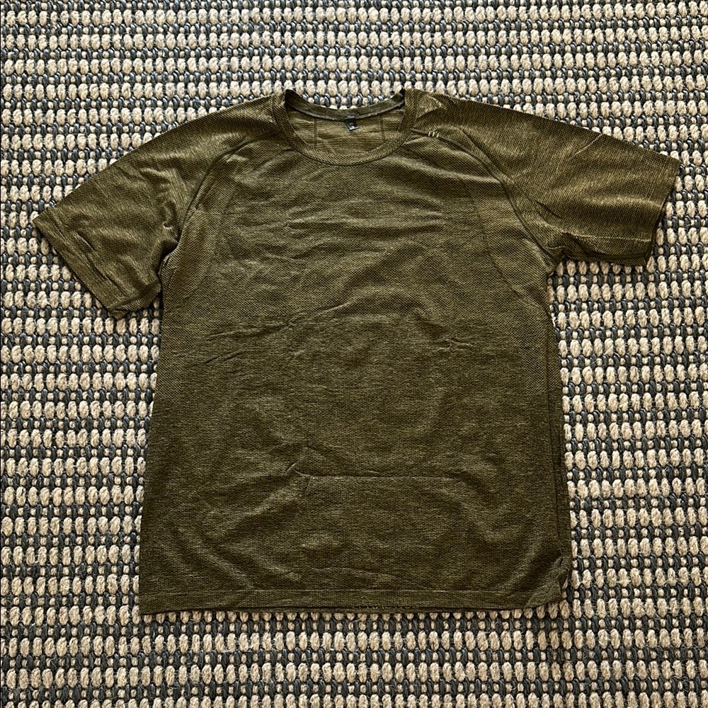 Lululemon Athletica Green Crew Neck Short Sleeve Tee